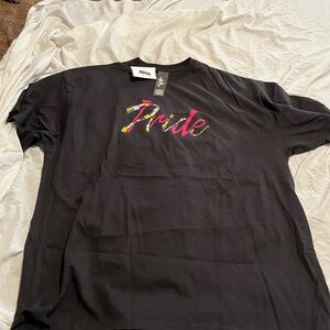 Black Pride Graphic T-Shirt (PH) size xxl nwt